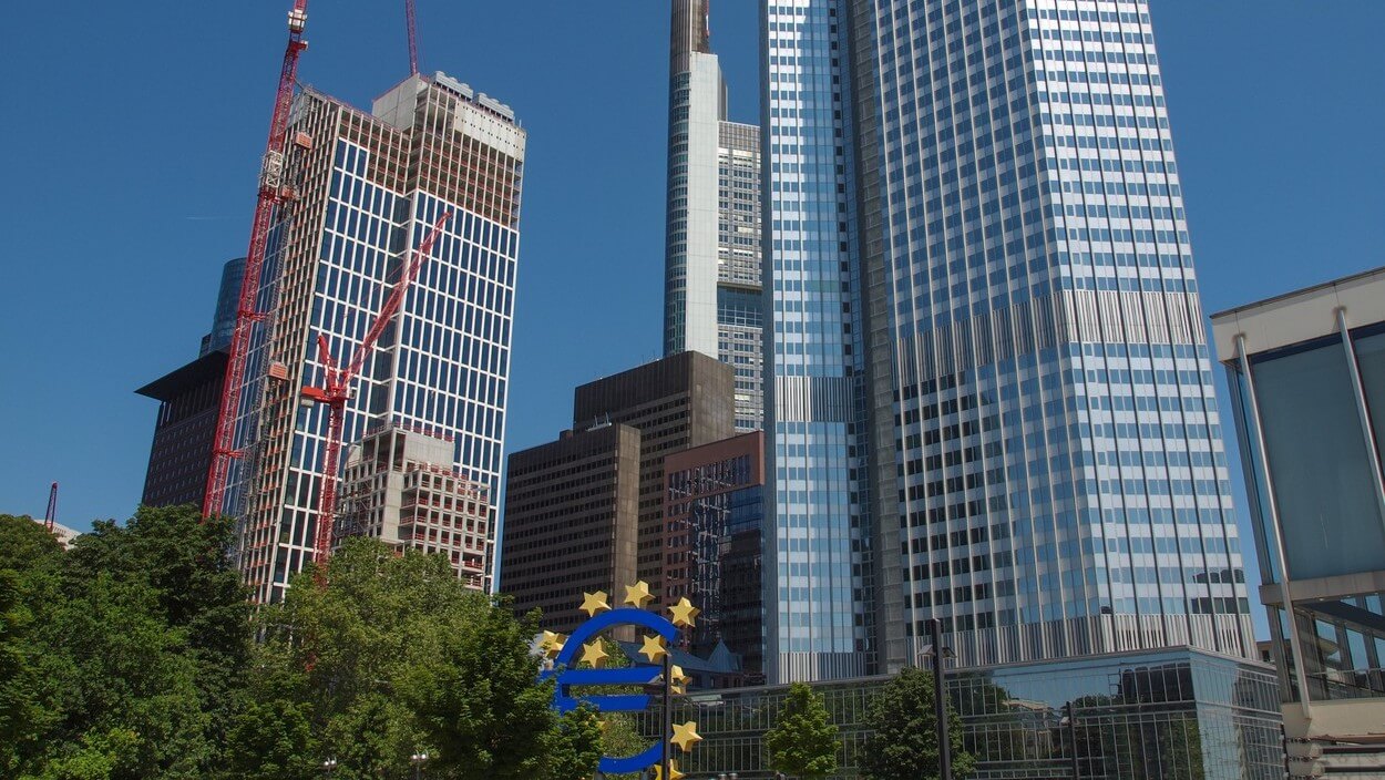 trhy boja centralnych bank | WebJET CMS